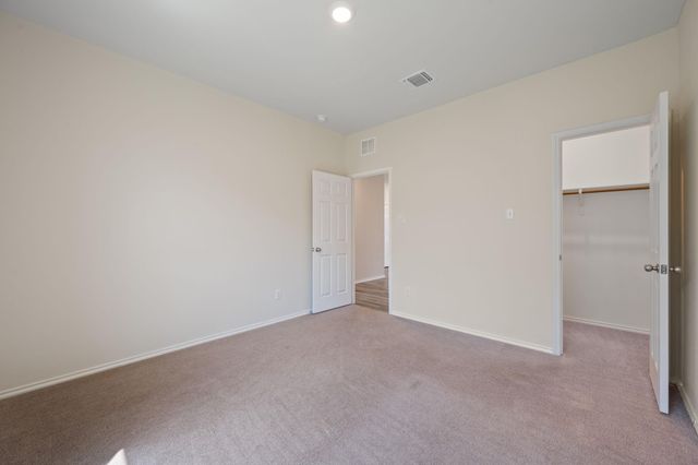 184 Gunther WAY, Taylor, TX 76574