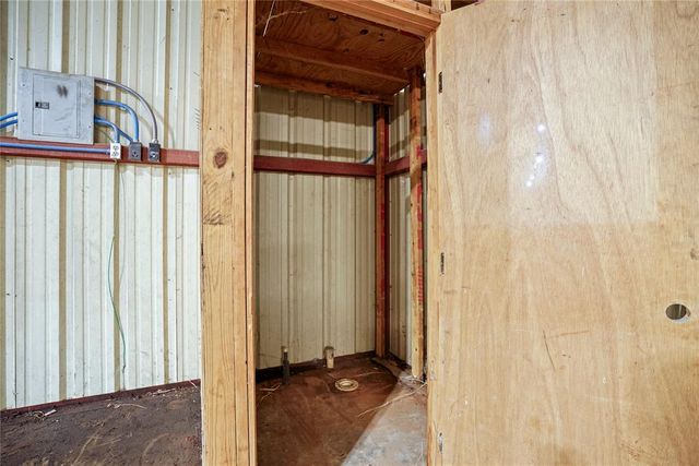 9801 60th Street, Lexington, OK 73051