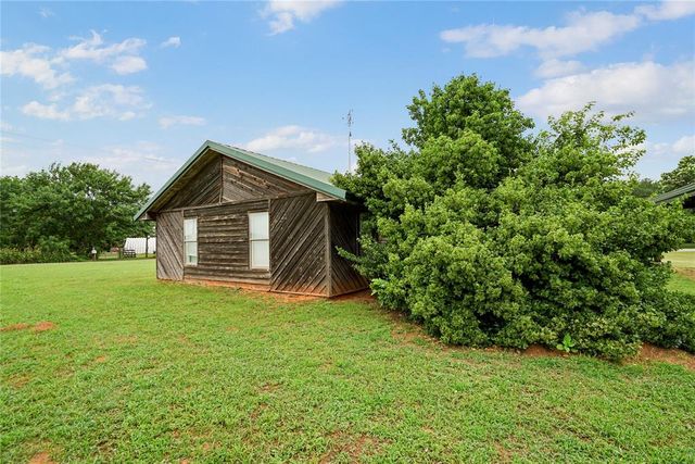 9801 60th Street, Lexington, OK 73051