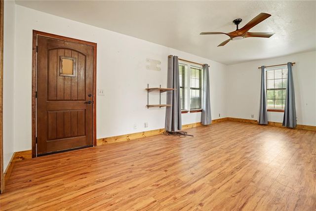 9801 60th Street, Lexington, OK 73051