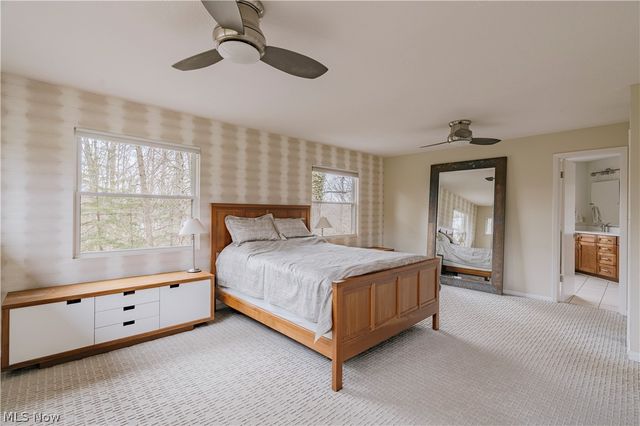 35 Skyline Drive, Moreland Hills, OH 44022