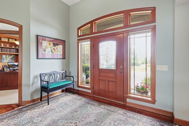22720 Sweeney Lane, Lakeville, MN 55044