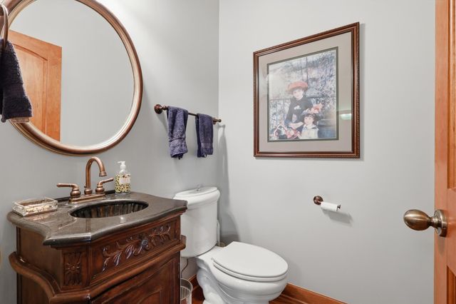 22720 Sweeney Lane, Lakeville, MN 55044