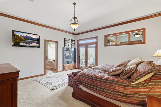 22720 Sweeney Lane, Lakeville, MN 55044