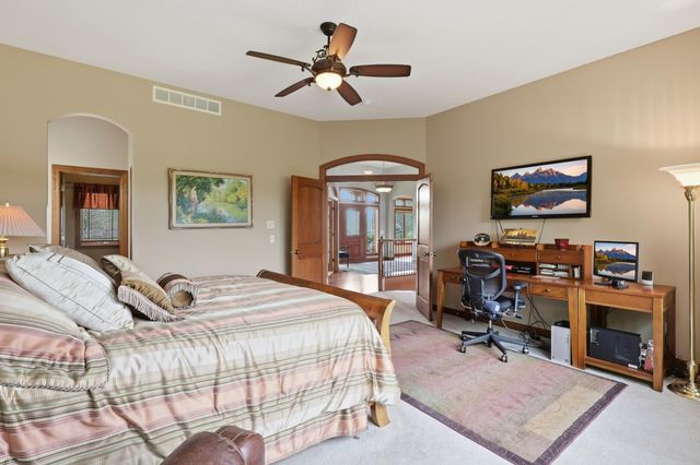22720 Sweeney Lane, Lakeville, MN 55044