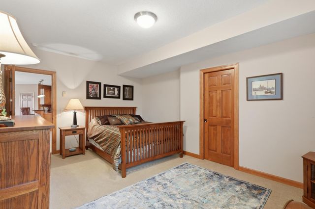22720 Sweeney Lane, Lakeville, MN 55044