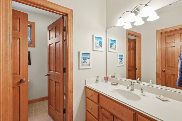 22720 Sweeney Lane, Lakeville, MN 55044