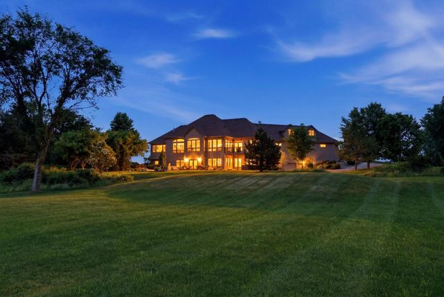 22720 Sweeney Lane, Lakeville, MN 55044