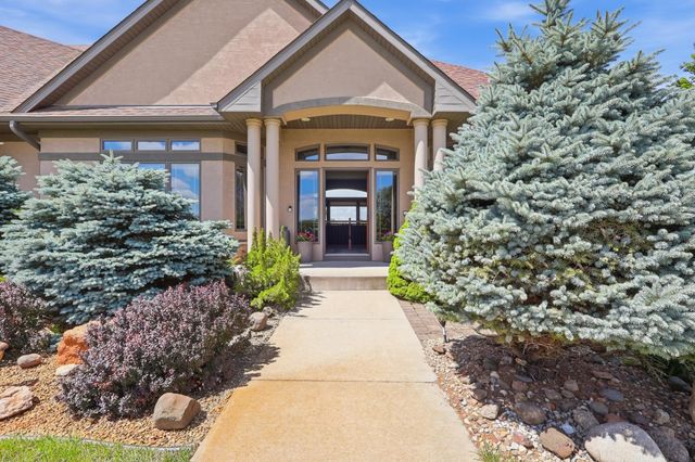 22720 Sweeney Lane, Lakeville, MN 55044