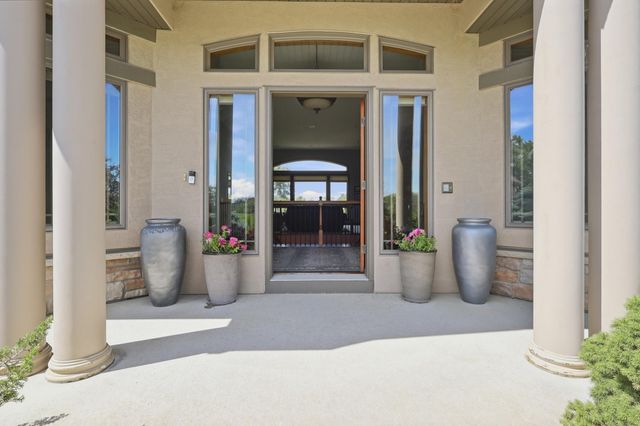 22720 Sweeney Lane, Lakeville, MN 55044