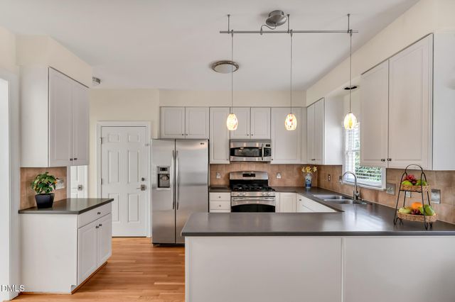 109 N Crabtree Knolls, Chapel Hill, NC 27514