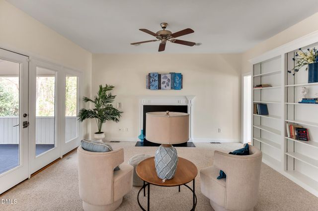 109 N Crabtree Knolls, Chapel Hill, NC 27514