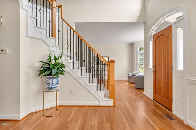 109 N Crabtree Knolls, Chapel Hill, NC 27514