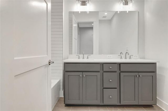 190 Rolison Way, Fayetteville, GA 30214