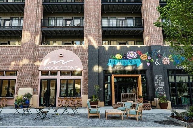 190 Rolison Way, Fayetteville, GA 30214