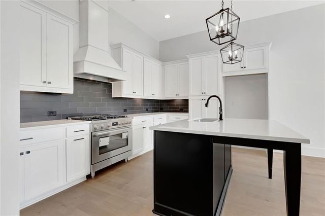 190 Rolison Way, Fayetteville, GA 30214