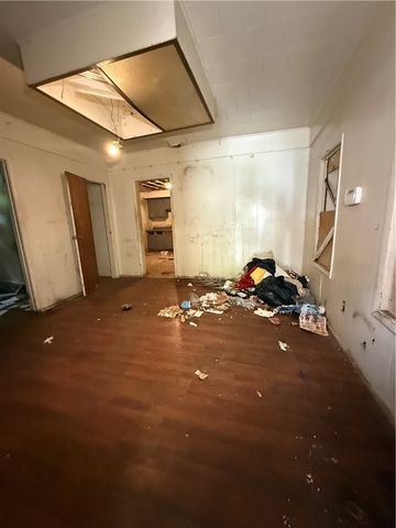 858 North Street, Rochester, NY 14605