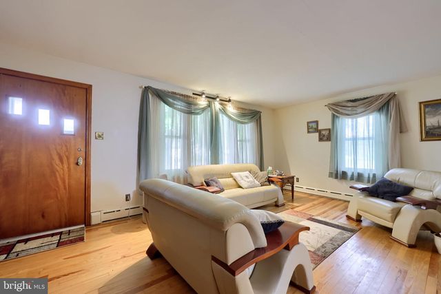 337 STEVENS AVE, Bernville, PA 19506