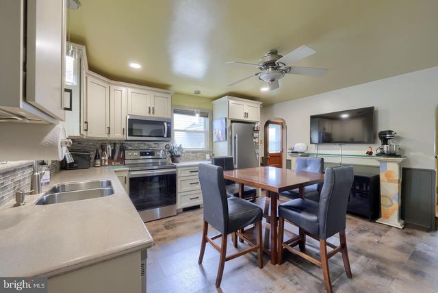 337 STEVENS AVE, Bernville, PA 19506