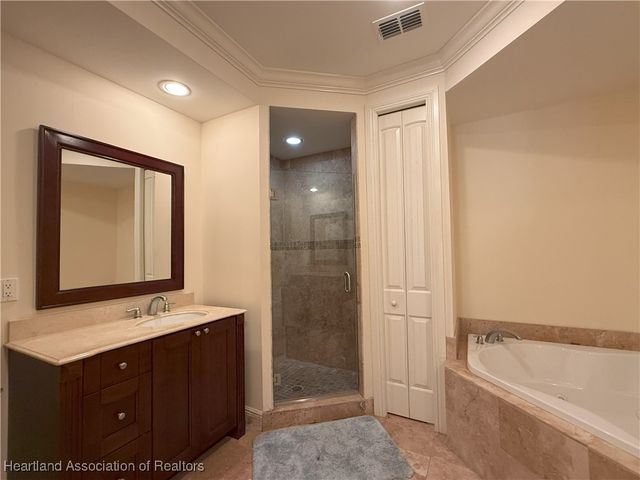 2351 Lakeview Drive 115, Sebring, FL 33870