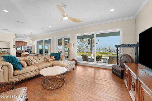 4235 STACEY Road E, Jacksonville, FL 32250