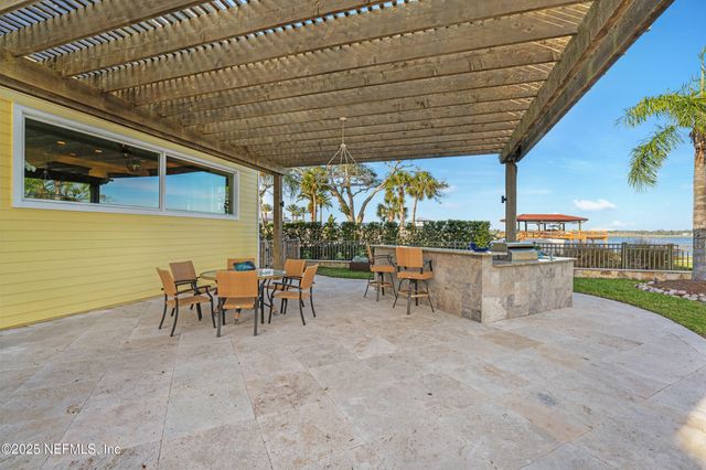 4235 STACEY Road E, Jacksonville, FL 32250