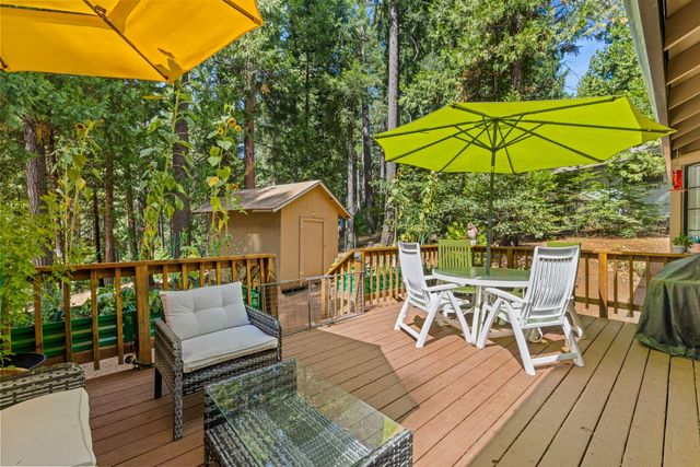 3719 Garnet Rd, Pollock Pines, CA 95726