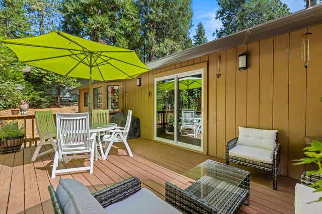 3719 Garnet Rd, Pollock Pines, CA 95726