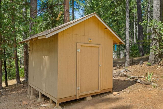 3719 Garnet Rd, Pollock Pines, CA 95726
