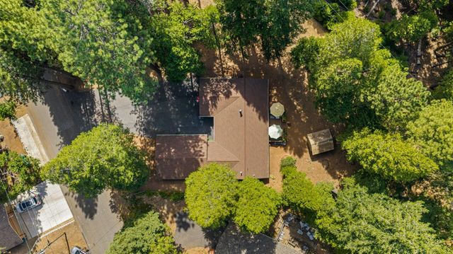 3719 Garnet Rd, Pollock Pines, CA 95726