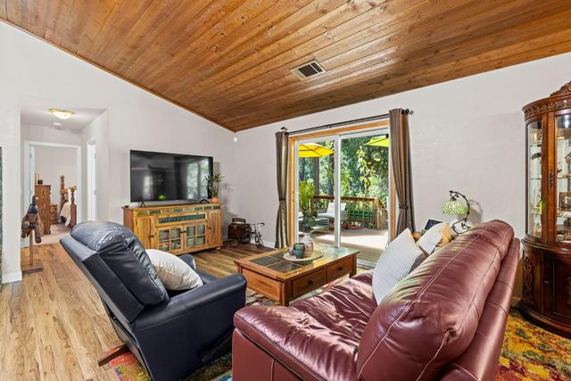 3719 Garnet Rd, Pollock Pines, CA 95726