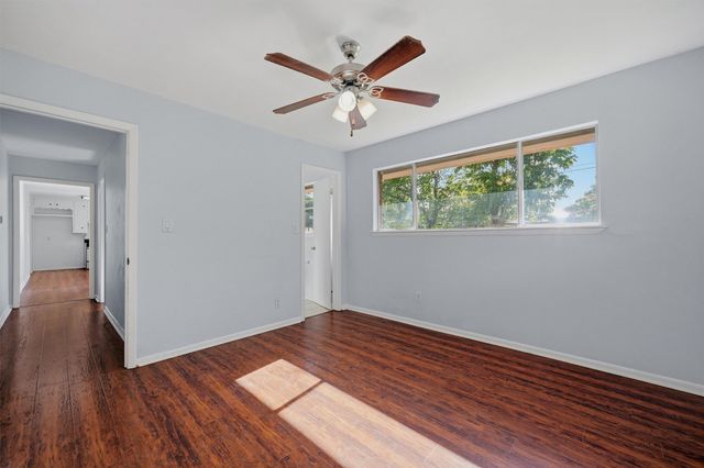 901 Maple Street, Howe, TX 75459