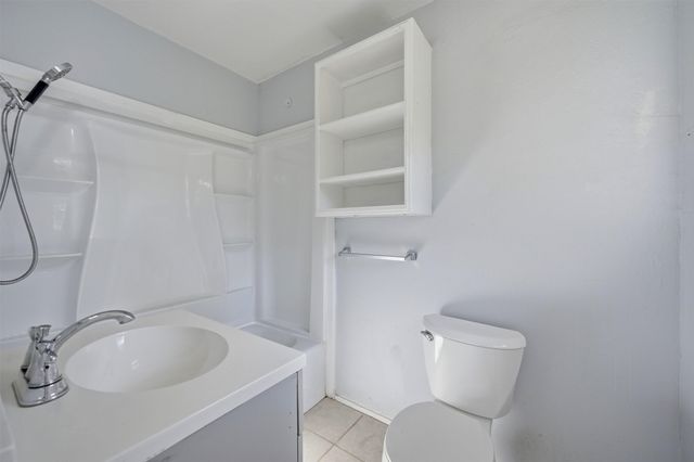 901 Maple Street, Howe, TX 75459