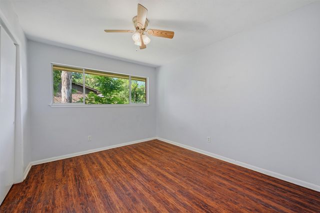 901 Maple Street, Howe, TX 75459