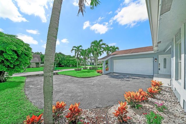 724 Avenue Chaumont, Delray Beach, FL 33445