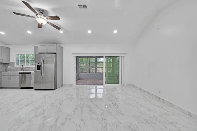 724 Avenue Chaumont, Delray Beach, FL 33445
