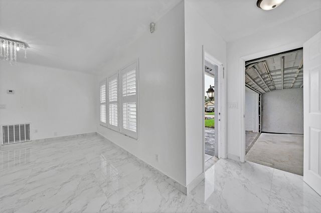 724 Avenue Chaumont, Delray Beach, FL 33445