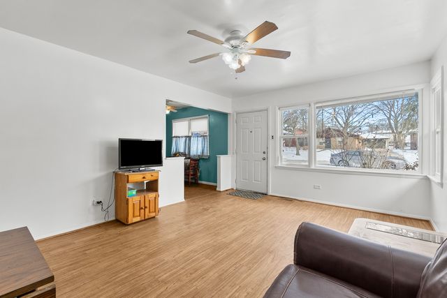 3120 Florence Avenue, Steger, IL 60475