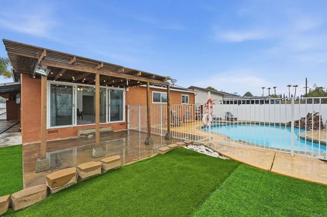 345 S 2nd Street, El Cajon, CA 92019