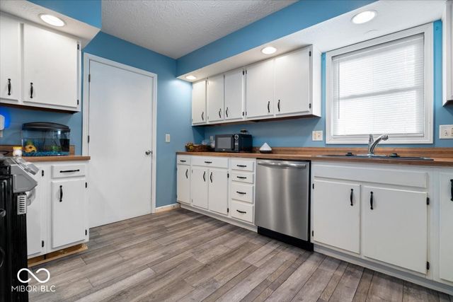 2596 Horizon Boulevard, Greenwood, IN 46143