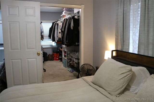 905 Forest Drive, Sand Springs, OK 74063