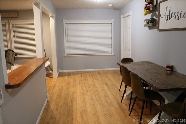 905 Forest Drive, Sand Springs, OK 74063