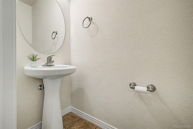 10184 Park Meadows Drive 1206, Lone Tree, CO 80124