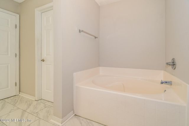 2125 PINE TREE Lane, Middleburg, FL 32068