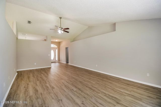 2125 PINE TREE Lane, Middleburg, FL 32068