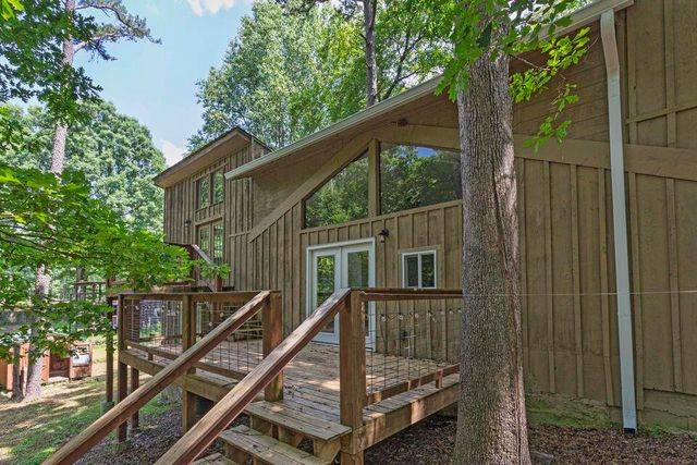 34 Miller Cove Circle, Signal Mountain, TN 37377
