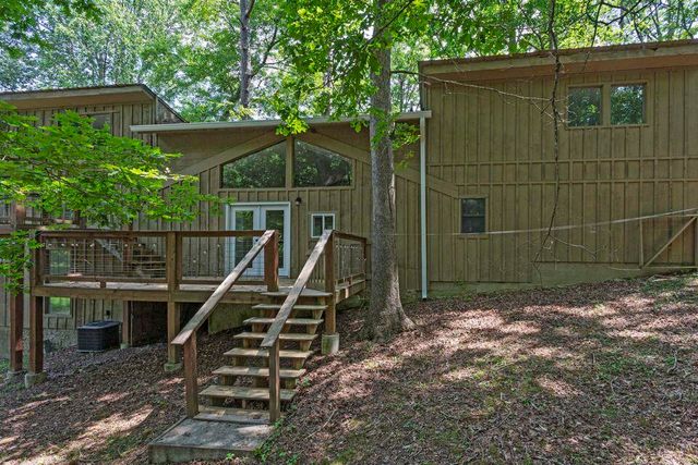 34 Miller Cove Circle, Signal Mountain, TN 37377