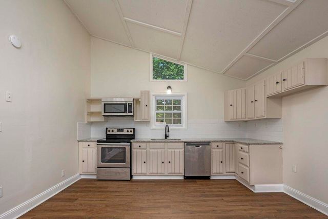 34 Miller Cove Circle, Signal Mountain, TN 37377
