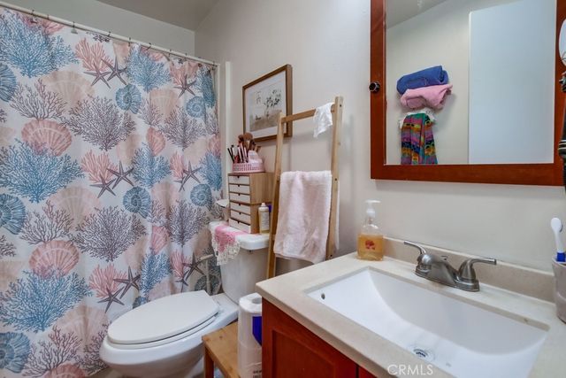 1059 Shadowridge Drive 1, Vista, CA 92081