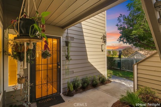 1059 Shadowridge Drive 1, Vista, CA 92081